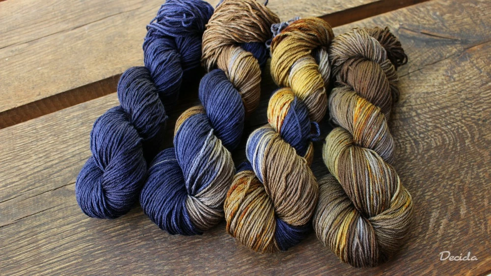 "Navy a khaki 1" Merino/hedvábí 4mm 