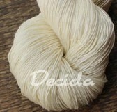 Přírodní -   80% merino 20% hedvábí 400m 