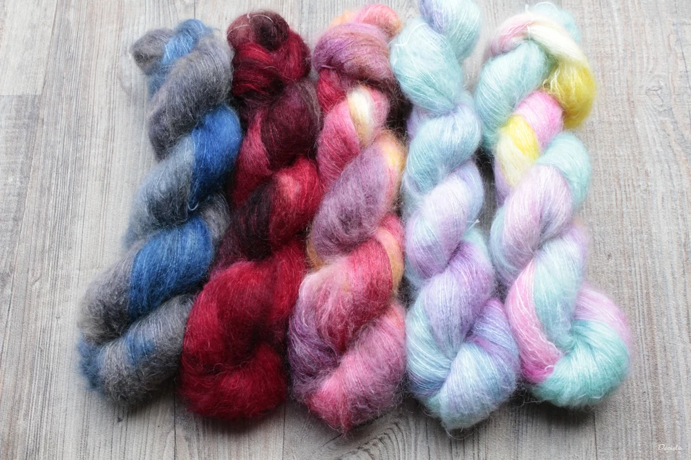 "Paví" - 72%mohér/28%hedvábí 50g 