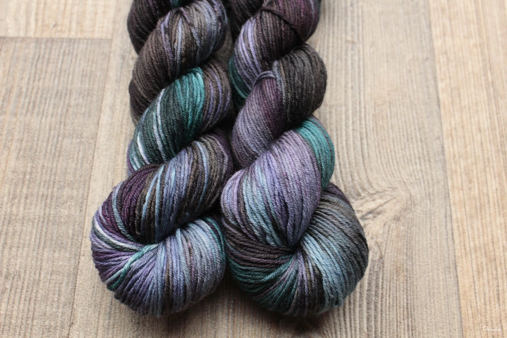 "jednobarevné šedé" Merino/hedvábí 4mm 