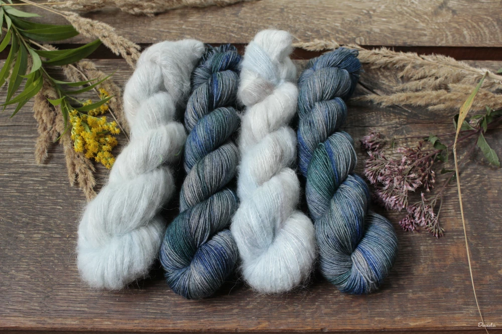 "Volare" 100g -  70%merino 10%nylon 20% yak