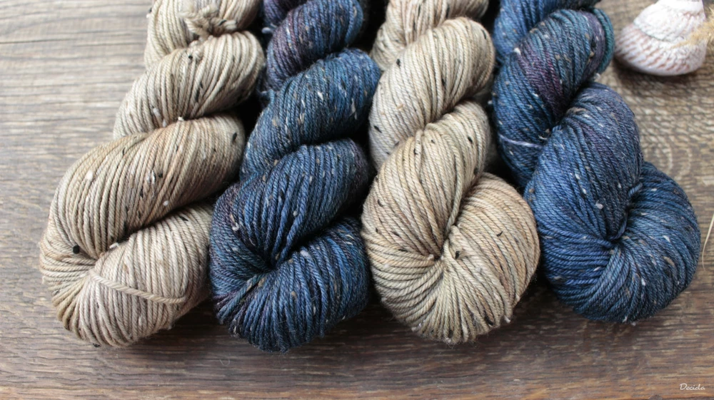 "White coffee" Donegal DK -  85% merino a 15% donegal nopky