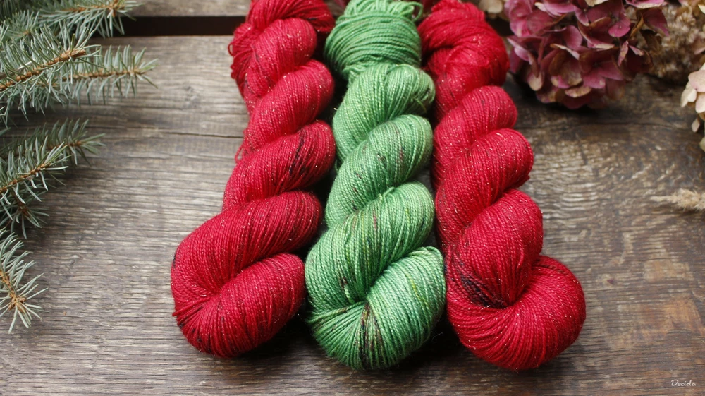 "Green" - 100g Merino sw/Nylon/Zlatá nitka 400m