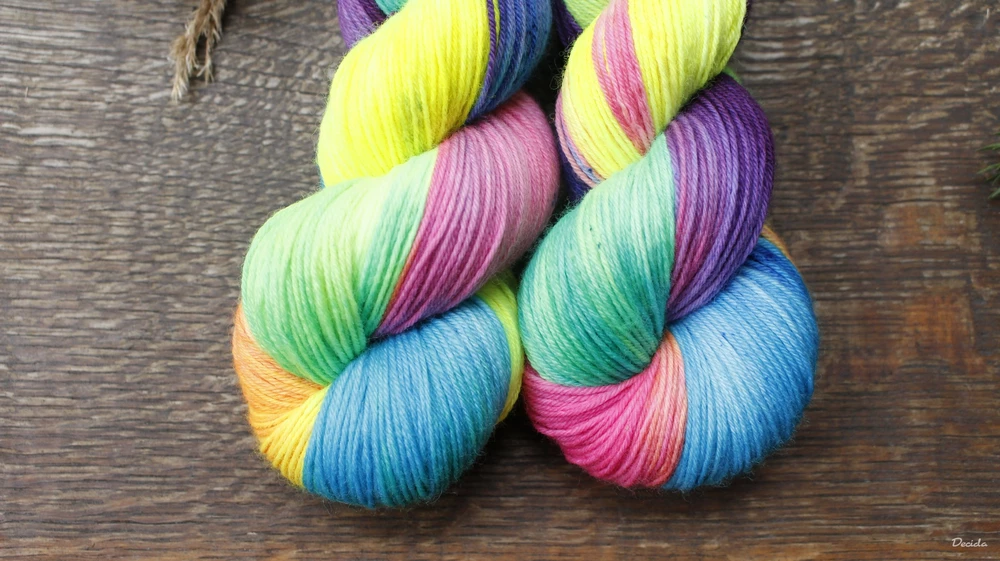 "Happy" - EXTRA Merino sw/polyamid 365m/100g