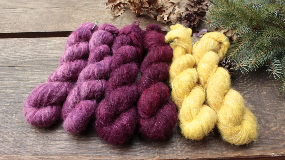 "Burgundy" - 74% baby Suri alpaka 26% hedvábí 300m/50g NOVINKA