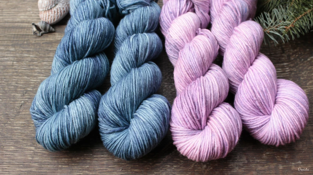 "Blue Spirit" - Merino sw/polyamid 4,5mm