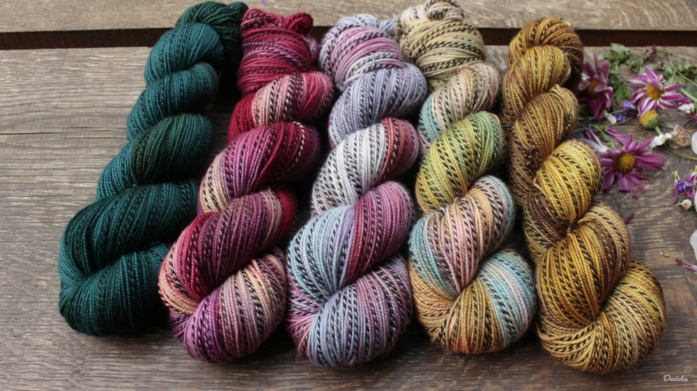 "Fuego en tus ojos" - ZEBRA Merino sw/nylon 365m/100g