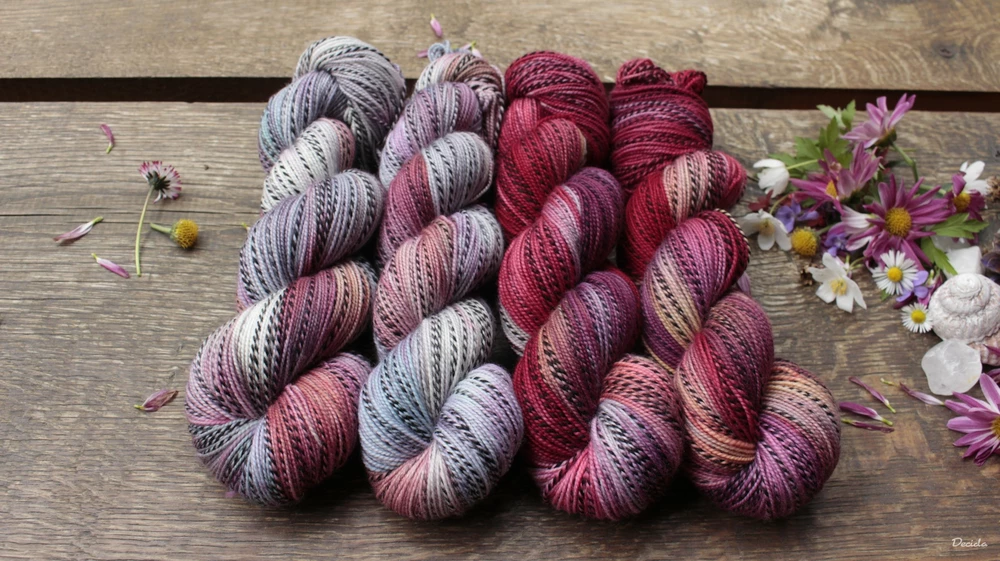 "Rúmbala" - ZEBRA Merino sw/nylon 365m/100g