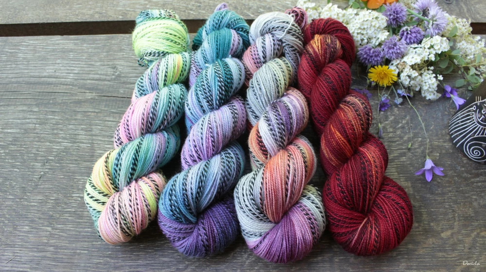 "Zářivka" - ZEBRA Merino sw/nylon 365m/100g