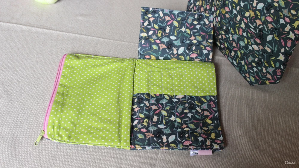 Pouzdro na jehlice od Mannonky - č.1