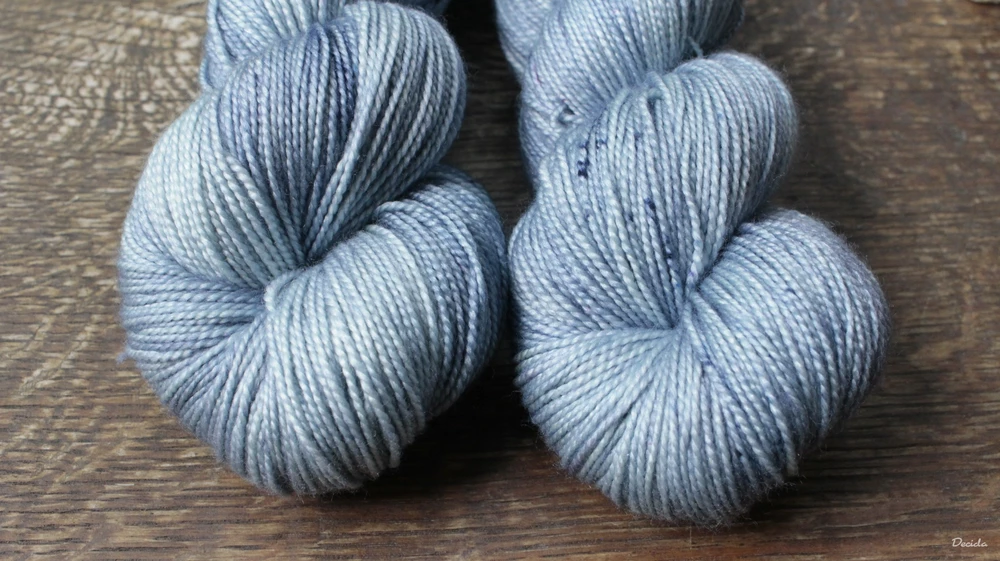 "Nubes" merino/hedvábí 80/20 400m Twist 