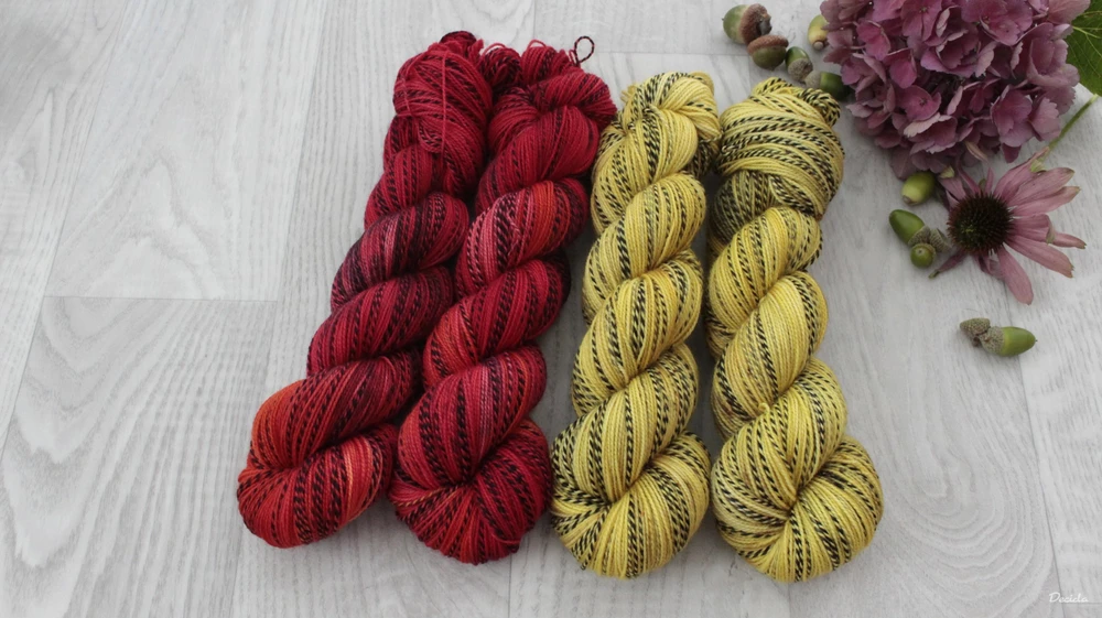 "Ohnivá" - ZEBRA Merino sw/nylon 365m/100g