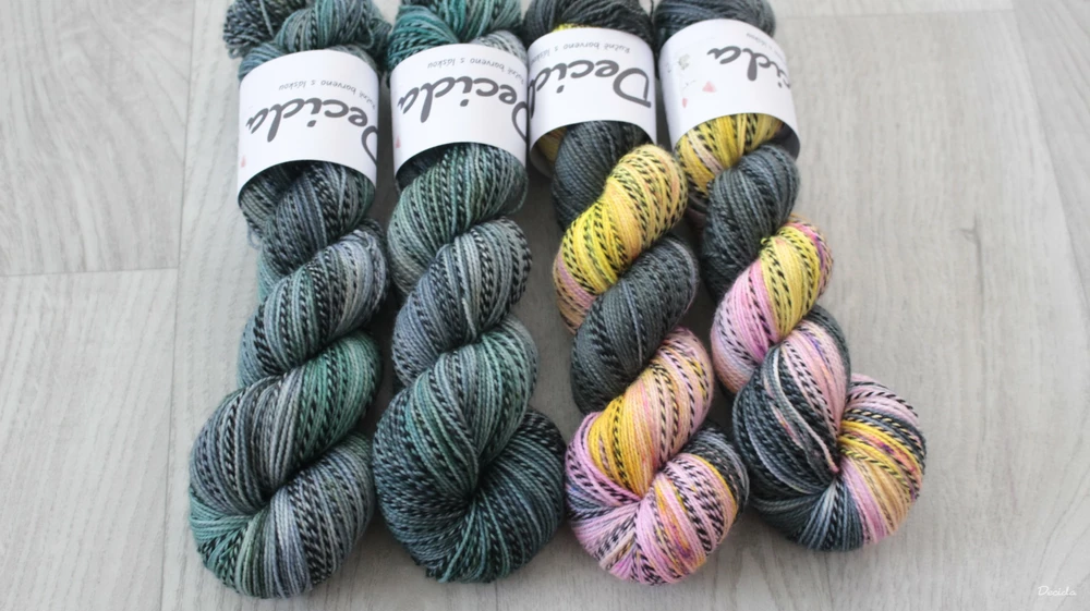 "Rúmbala" - ZEBRA Merino sw/nylon 365m/100g