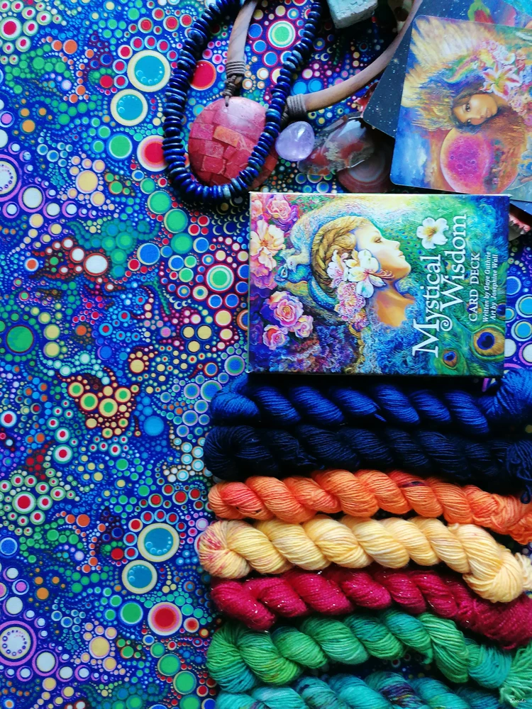 "Happiness" Adventní kalendář 24x20g fingering 4ply