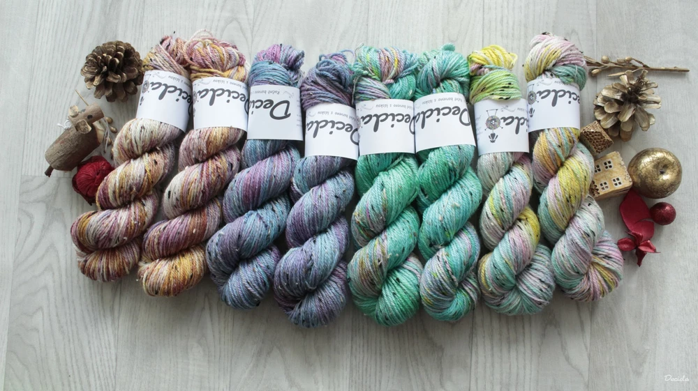 "Green day" - merino a Donegal neps ARAN 166m/100g