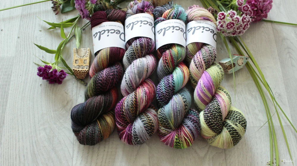 "Angelica" - ZEBRA Merino sw/nylon 365m/100g