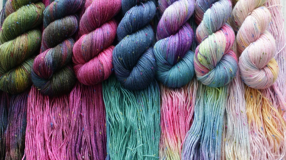 "Jaleo" - 85% merino sw a 15% donegal nopky barevné