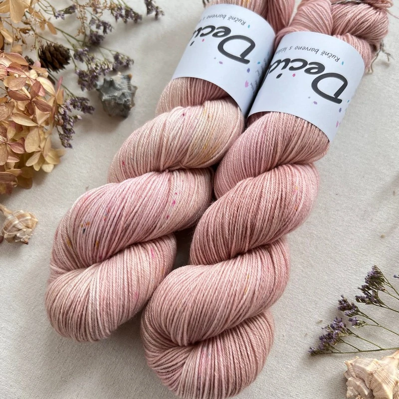"Pudrový sen" - EZ Dye Merino 400m