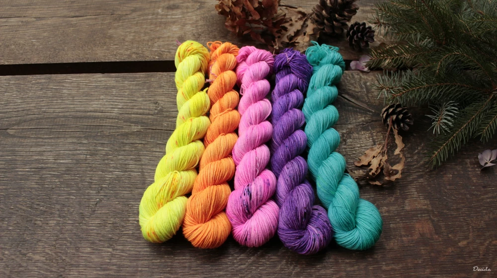 Set "Neon"- 5x 50g merino sw 400m/100g