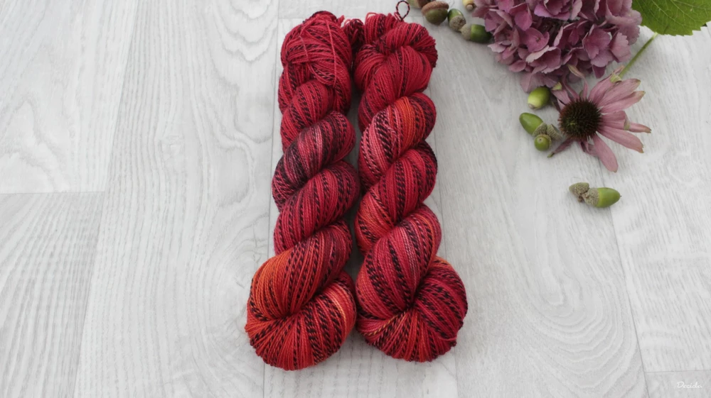 "Ohnivá" - ZEBRA Merino sw/nylon 365m/100g