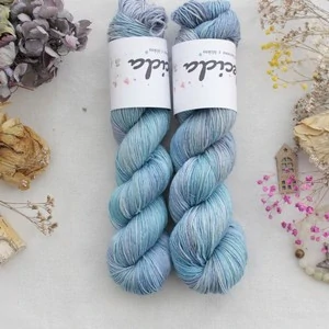 "Skydiver" 80% merino 20% hedvábí 400m