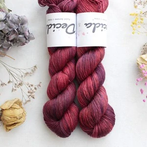 "V lůně" 80% merino 20% hedvábí 400m