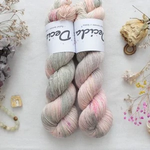 "Surfinek" - Single 90% Merino sw/10% Len 366m