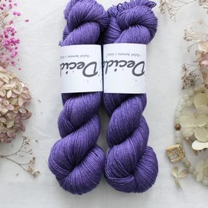 "Fialky 2" 80% merino 20% hedvábí 400m 