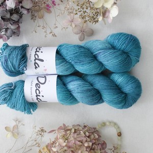 "Yali" merino/hedvábí 70/30 400m jednonitka
