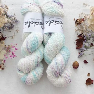 "Flow 5" - merino sw Boucle 220m/100g