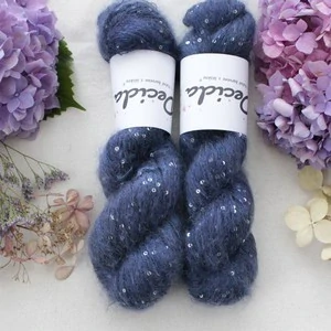 "Blue night 4" - 34% superkid mohér 11% hedvábí 41% nylon 14% polyester 195m/50g
