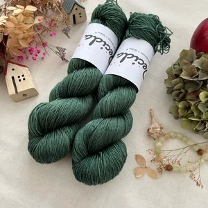 "Pine Shadow" 80% merino 20% hedvábí 400m 