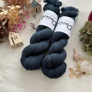 "Navy 3" 80% merino 20% hedvábí 400m 