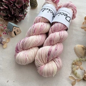 "Veil Blossom" -  extra MERINO sw 210m