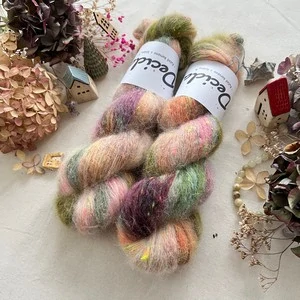 "Earth Whisper" -  42%  merino sw 32% alpaka 18% donegal nopky 8% len 400m