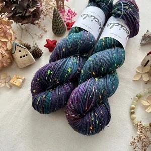 "Lunar Blossom" Donegal DK -  85% merino a 15% donegal nopky 212m
