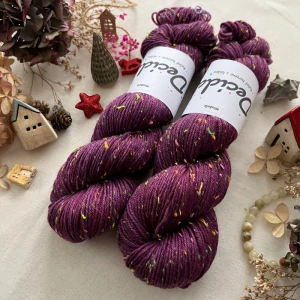 "Mirabelle" Donegal DK -  85% merino a 15% donegal nopky 212m