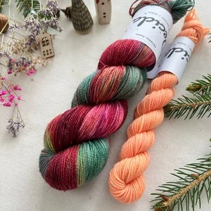 "Christmas Sonata" - 120g Merino sw/Nylon/Zlatá stellina 400m