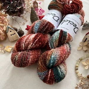 "Sueño especiado" - merino sw Boucle 220m/100g