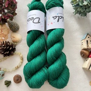 "Smaragdy 2" 70%merino 10%nylon 20% yak 400m