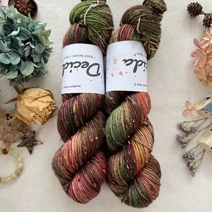 "Hawthorn Grove 2" Donegal DK -  85% merino a 15% donegal nopky 212m