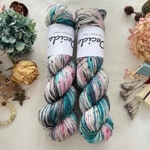 "Encanto de Gelo" Donegal DK -  85% merino a 15% donegal nopky 212m