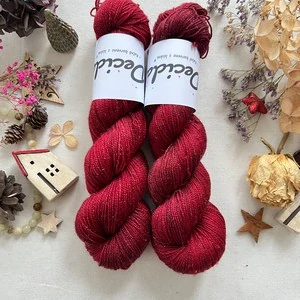 "Starlit Ruby" - 100g Merino sw/Nylon/Zlatá stellina 400m