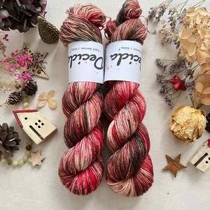 "Banquet" - 100g Merino sw/Nylon/Zlatá stellina 400m