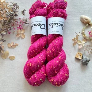 "Sweet Lips 2" Donegal DK -  85% merino a 15% donegal nopky 212m