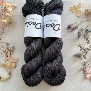 "Graphite Night" 80% merino sw 20% hedvábí 400m 
