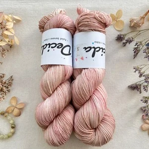 "Pudrový sen 2" Super soft Merino sw/polyamid High Twist 400m/100g