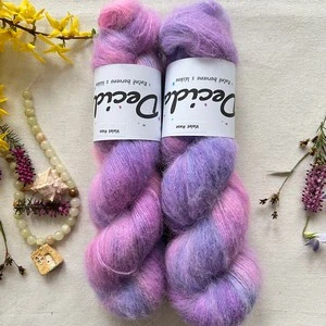"Violet Haze"- 64% baby alpaka 3% merino 10% flitry 23% hedvábí 400m/50g