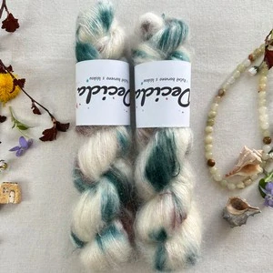 "Adrian 2" 64% superkid mohér 3% merino 10% flitry 23% hedvábí 400m/50g