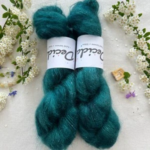 "Mirage Mist" 64% superkid mohér 3% merino 10% flitry 23% hedvábí 400m/50g